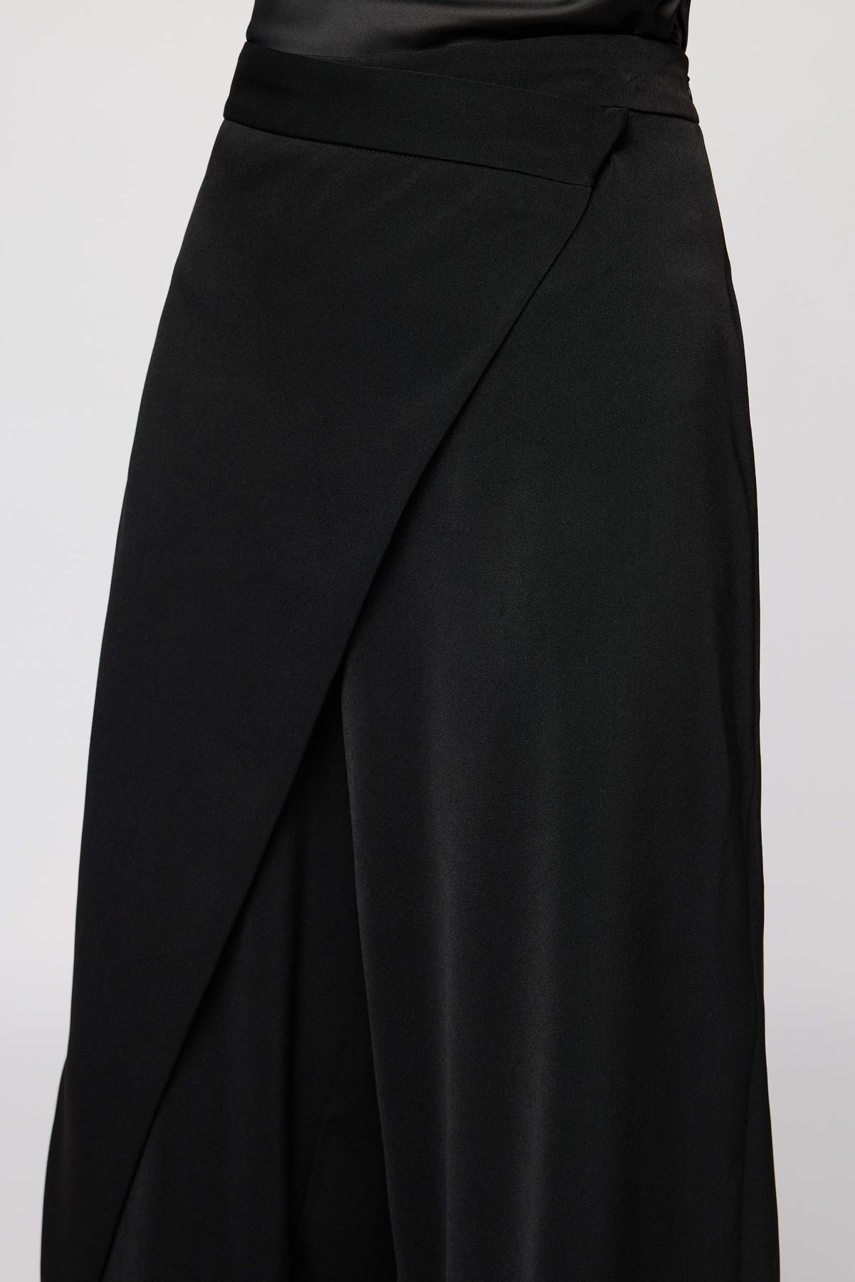 Black Swan Pareo Women's Straight Korean Pants