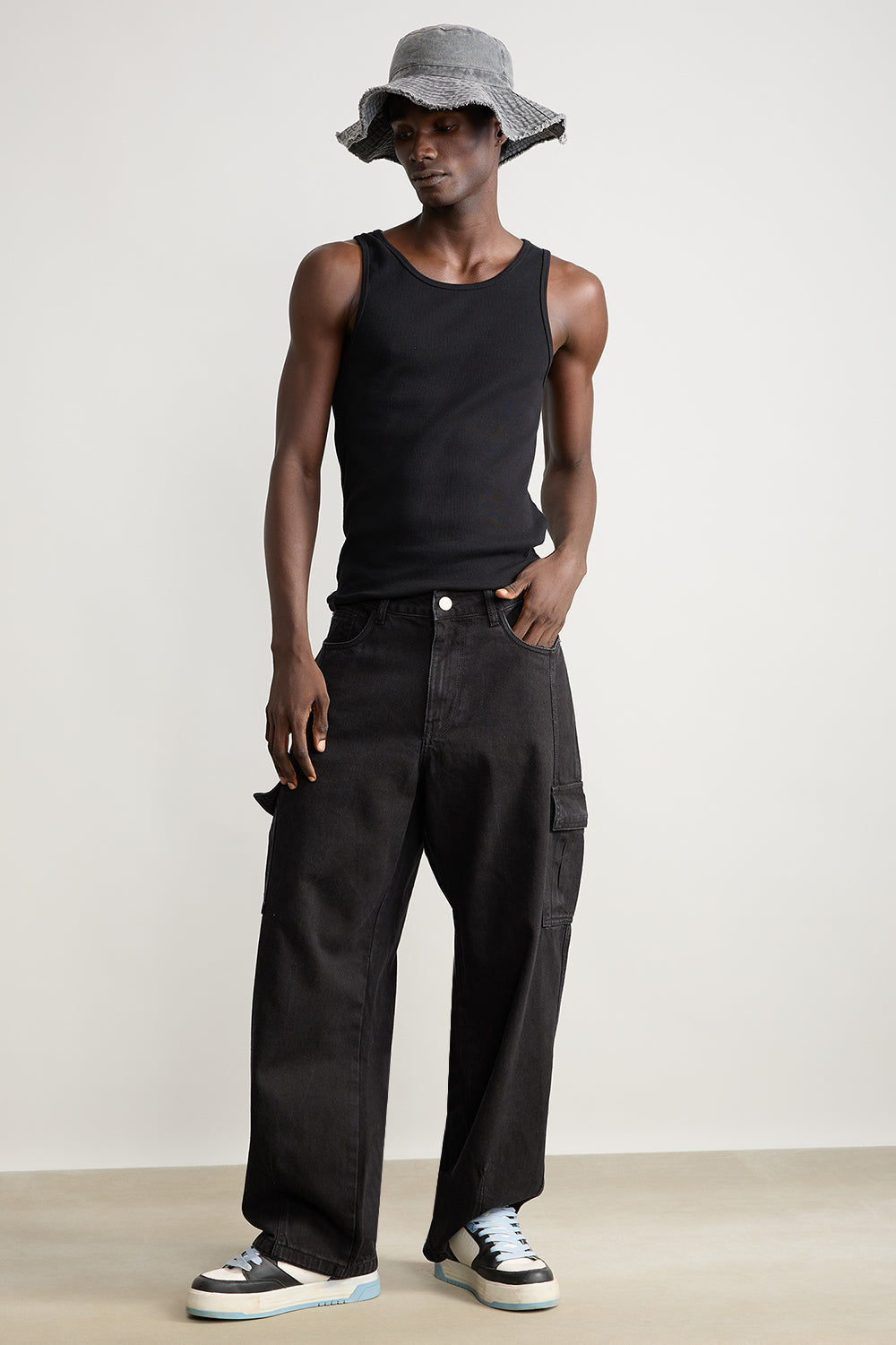 Black Men's Baggy Straight Cargo Jeans